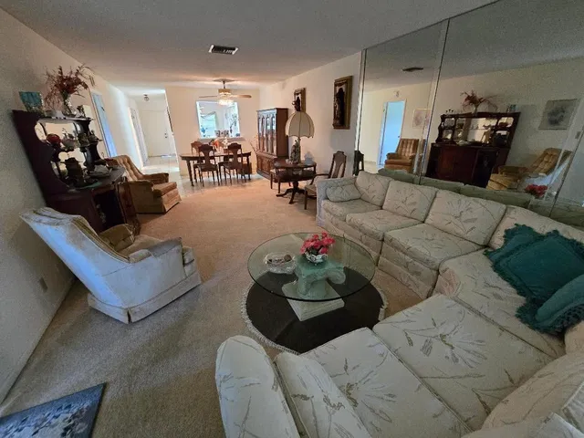 Unit F photo 21