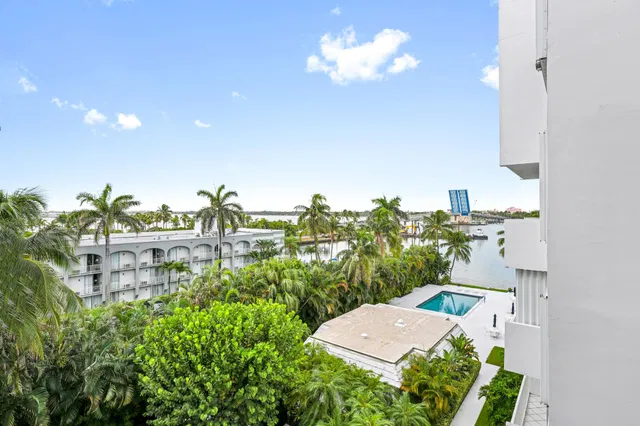 2860 S Ocean Palm Beach Unit 511 photo 6