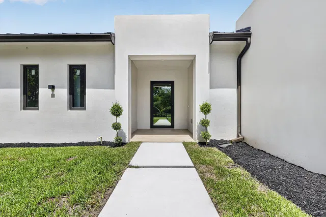 Residence photo 5