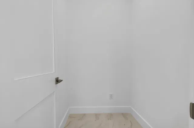 Residence photo 20