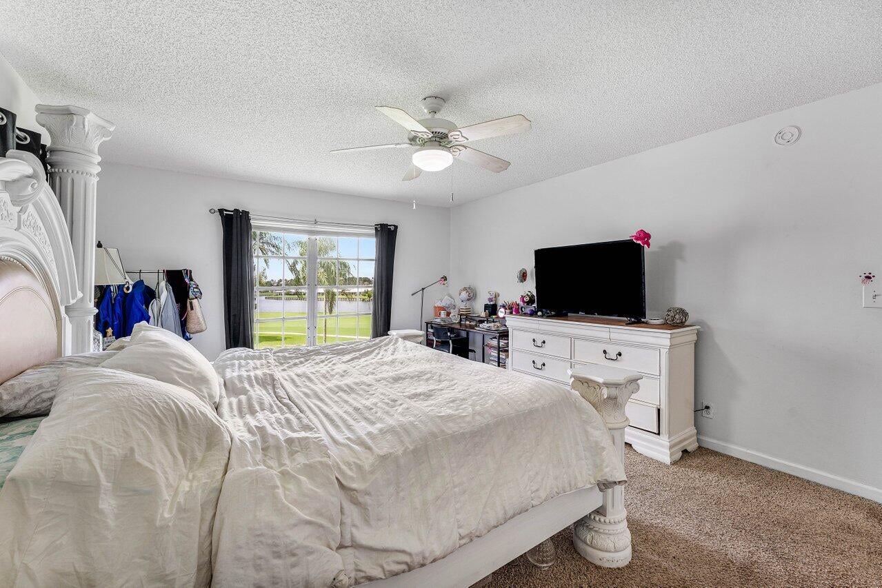  Unit 301 photo 15