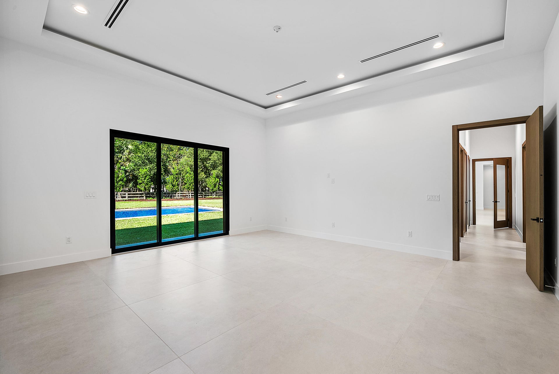 Paddock Park 1 Residence photo 26