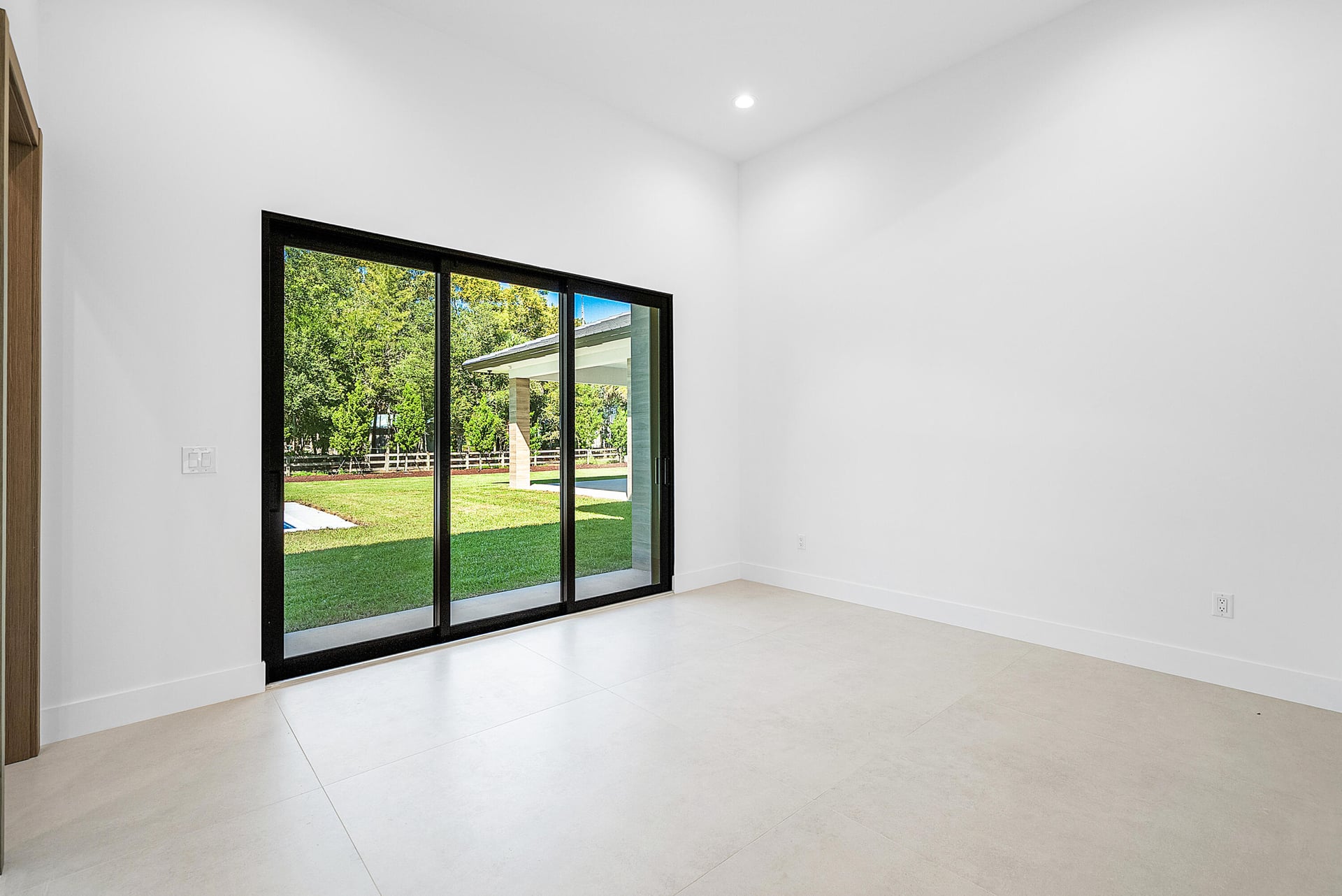 Paddock Park 1 Residence photo 32