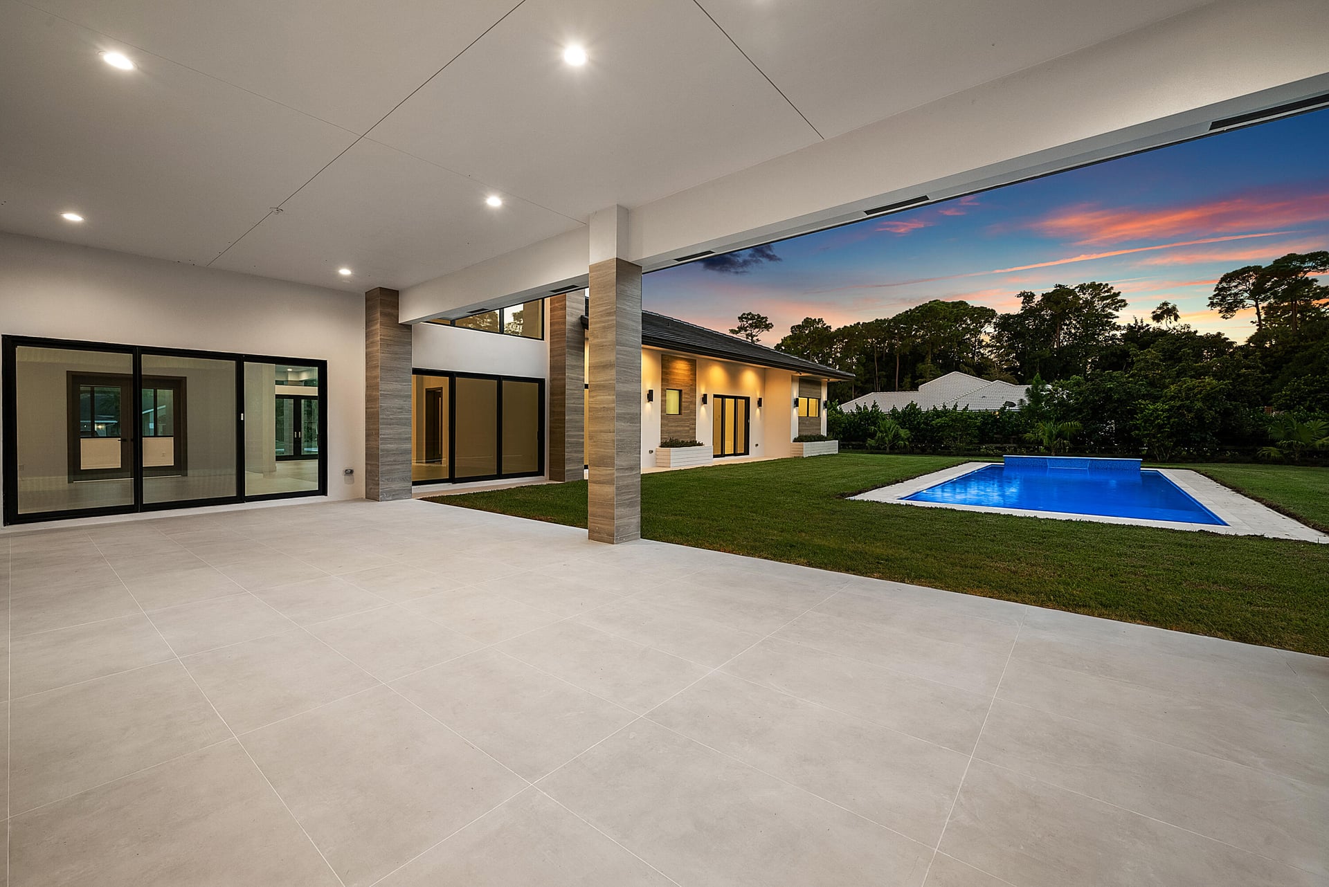 Paddock Park 1 Residence photo 43