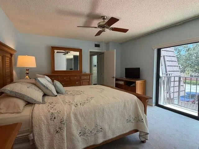 Residence photo 10