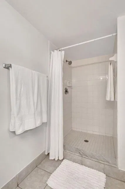 Unit 1407 photo 23