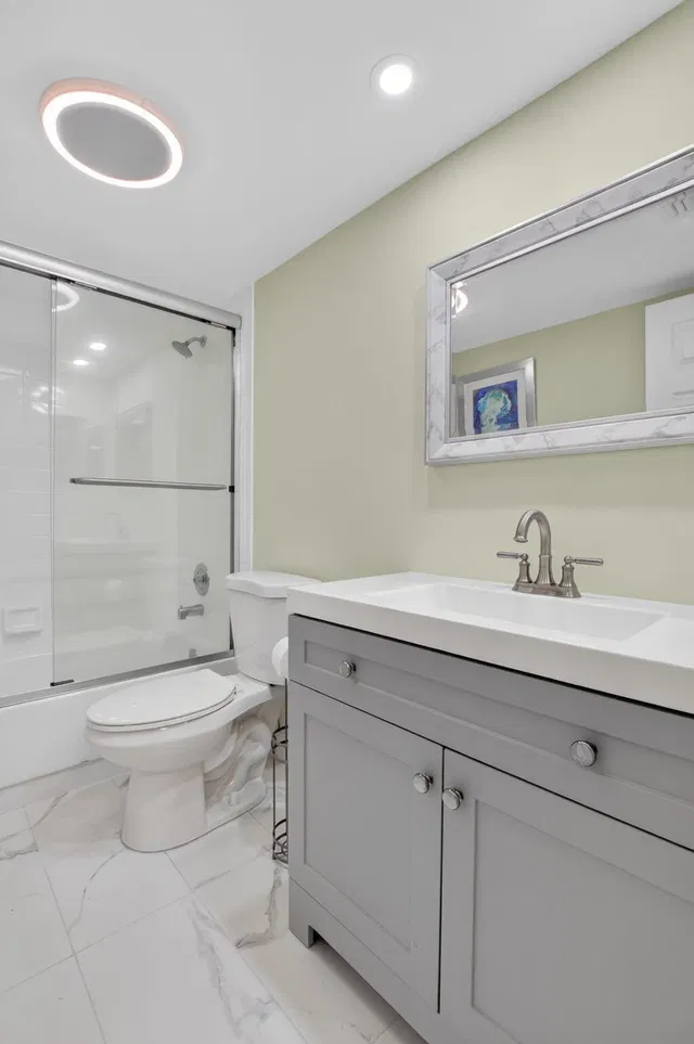  Unit 5050 photo 23