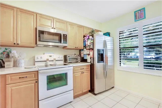 Unit C photo 2