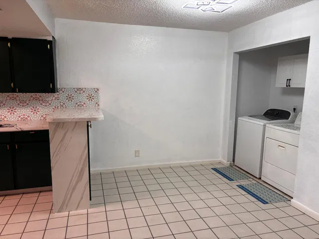  Residence photo 14