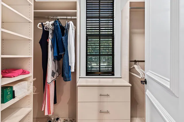 Unit 203 photo 22