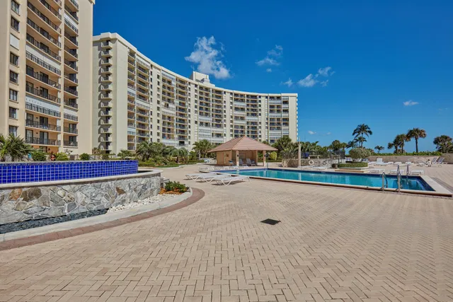Ocean Trail Jupiter Unit 306 photo 15