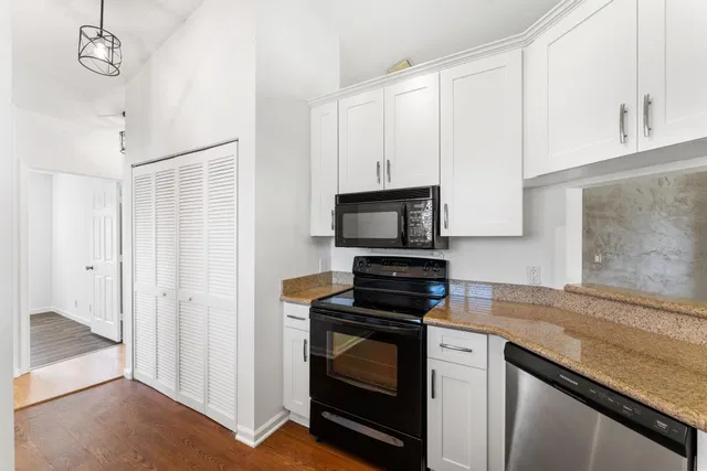  Unit 205 photo 12