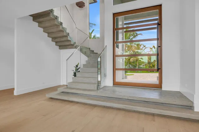 Residence photo 4