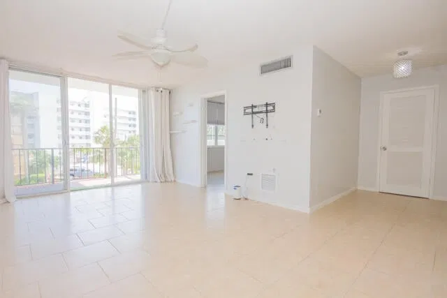  Unit 303 photo 17