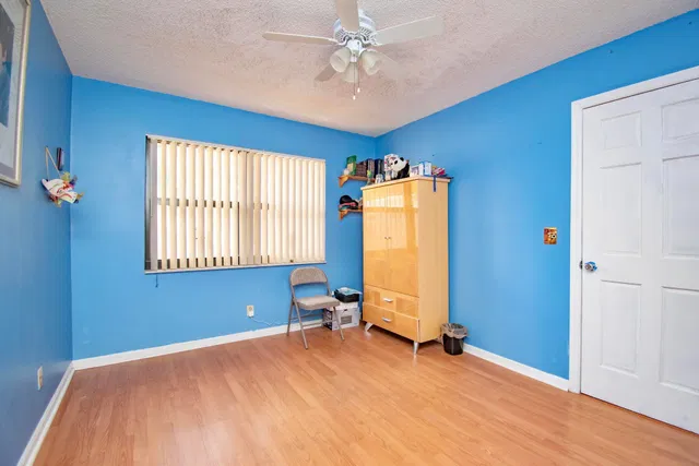  Residence photo 20