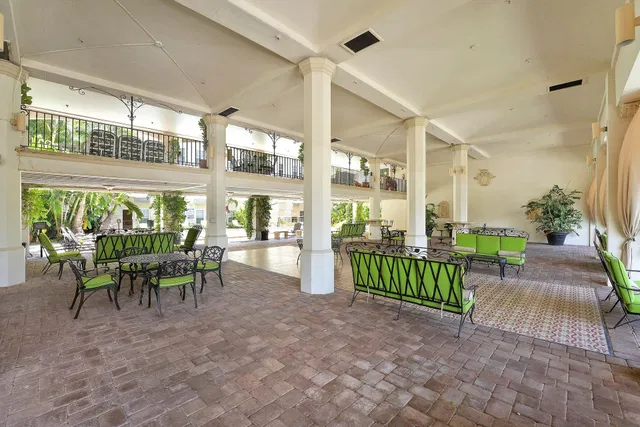 North End Palm Beach Unit 2011 photo 23