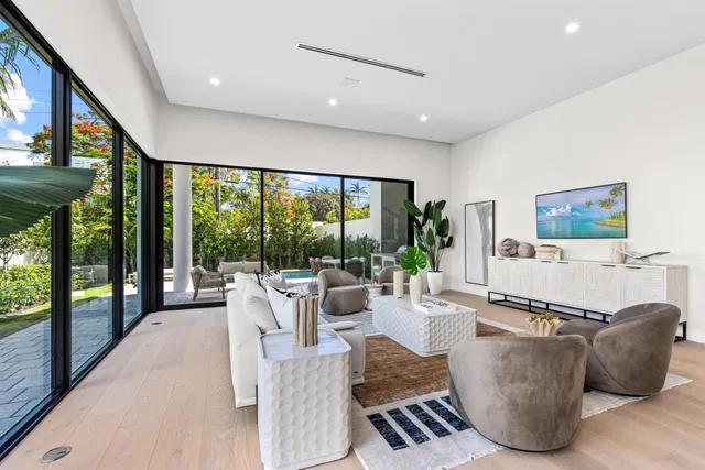Palm Trail Delray Beach Residence photo 12