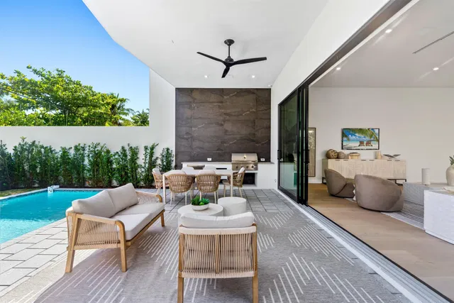 Palm Trail Delray Beach Residence photo 29