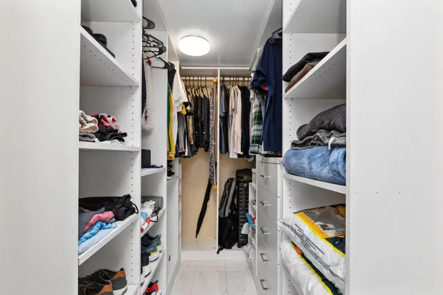  Unit 421 photo 23