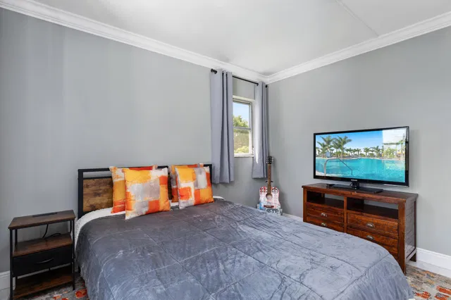  Unit 421 photo 29