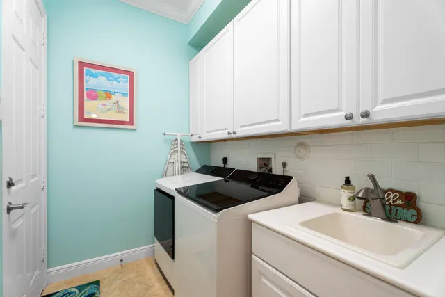  Residence photo 34