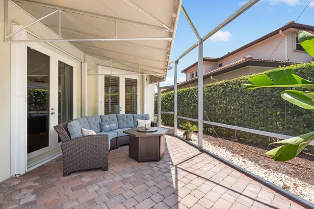  Residence photo 48