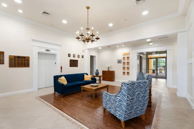  Residence photo 56