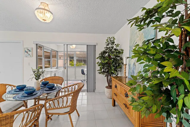 Residence photo 15