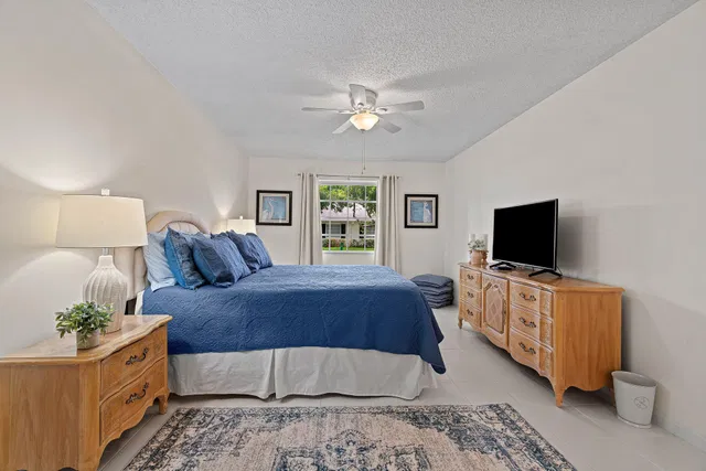 Residence photo 30