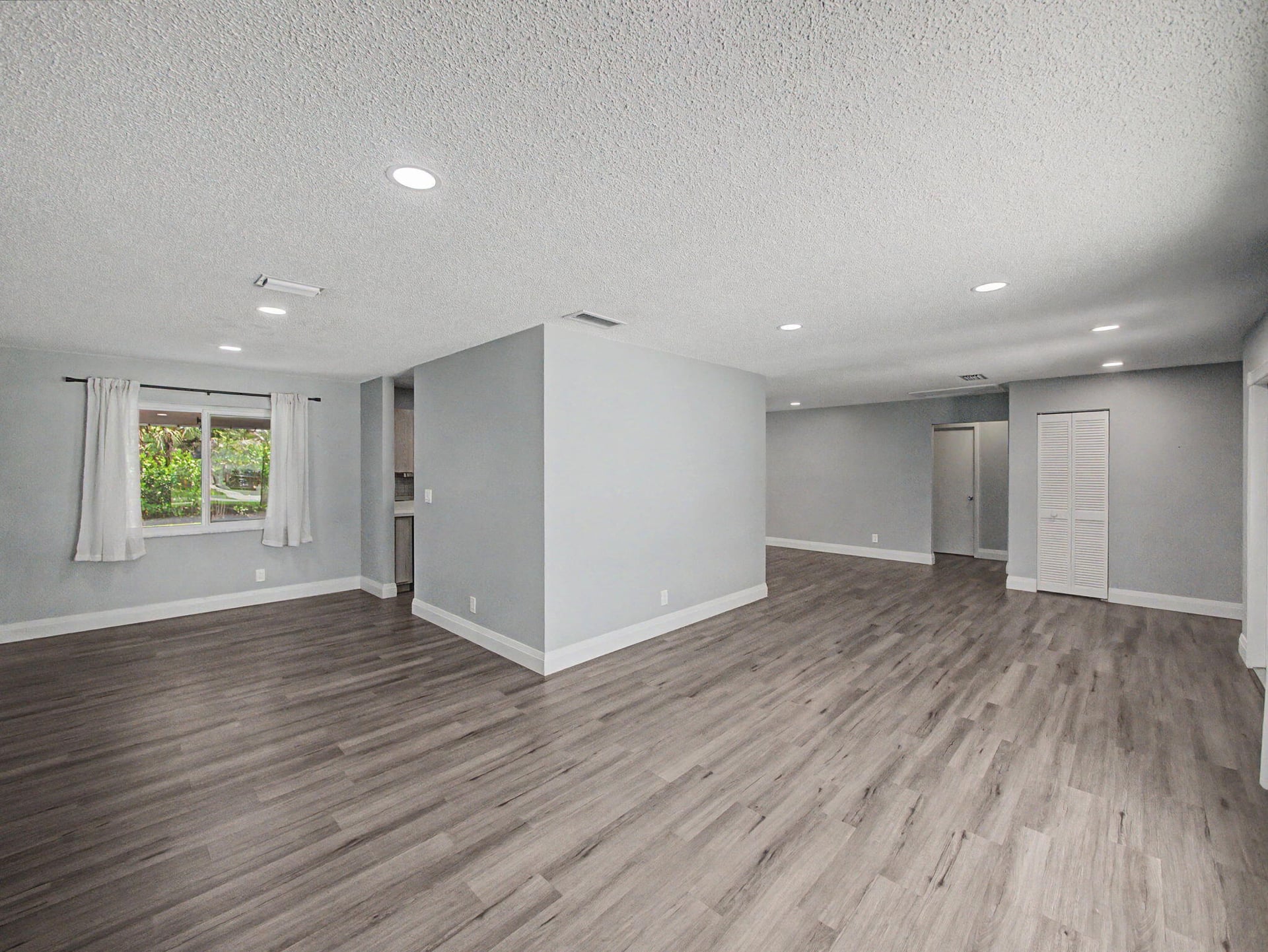  Residence photo 11