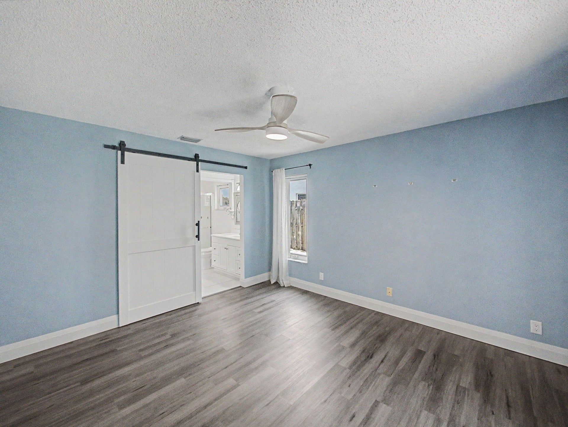 Residence photo 15