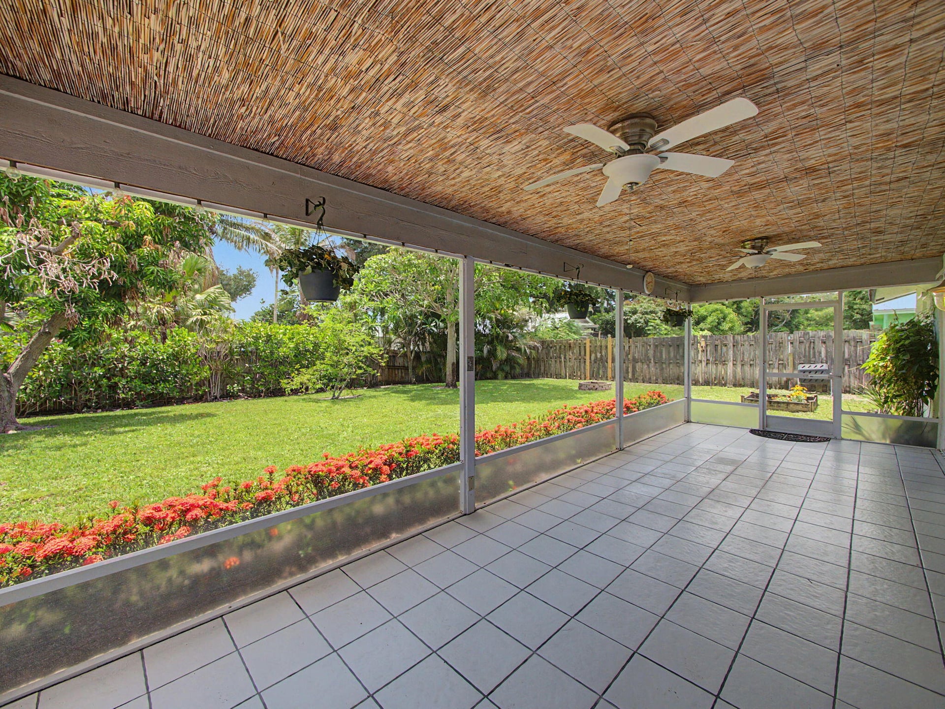  Residence photo 24