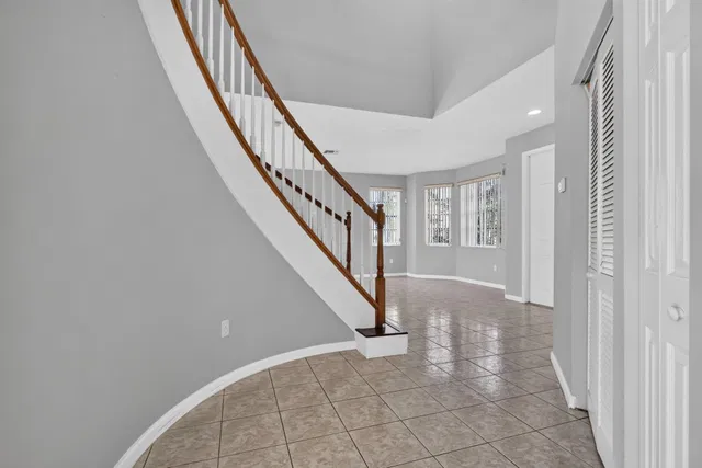  Residence photo 11