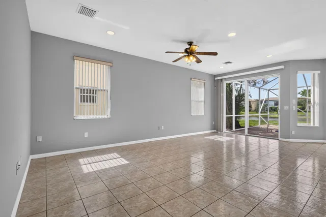  Residence photo 14