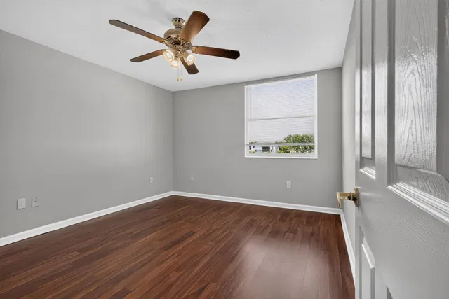  Residence photo 47
