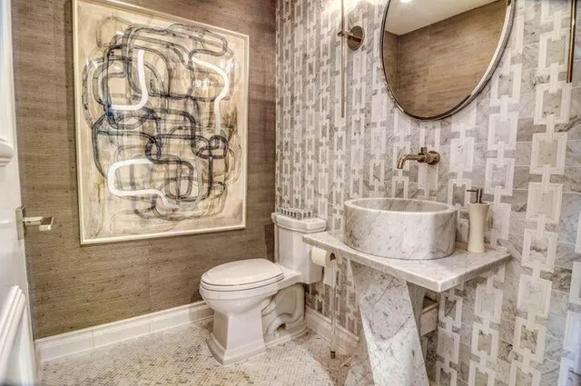 Unit 601 photo 25
