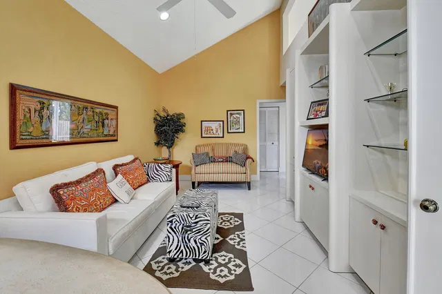  Residence photo 22