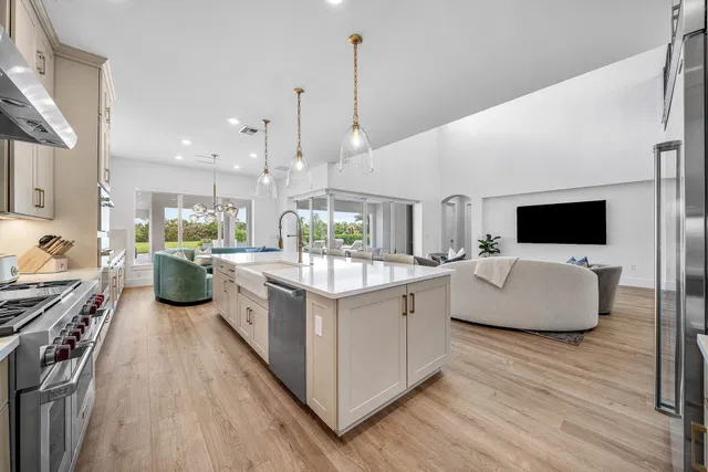 Bridgewater Preserve Residence photo 19