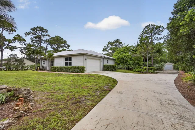Residence photo 5