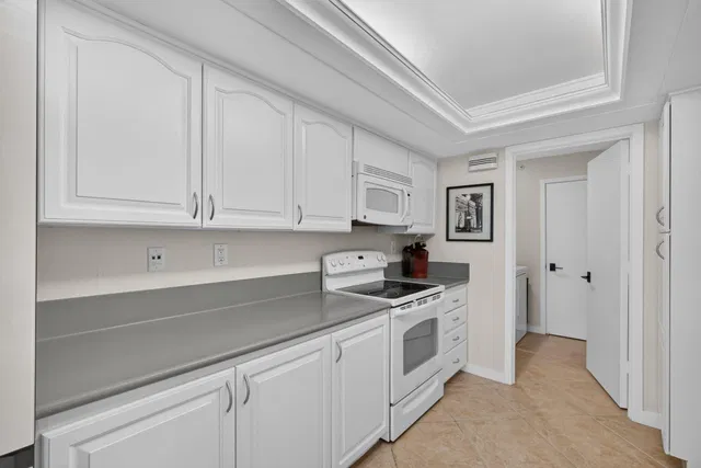 South Palm Beach Unit 105s photo 40