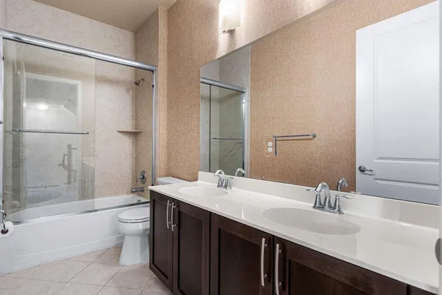  Residence photo 15