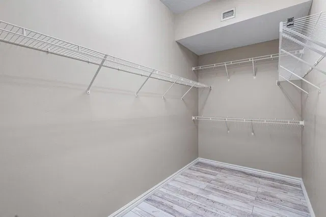  Residence photo 16