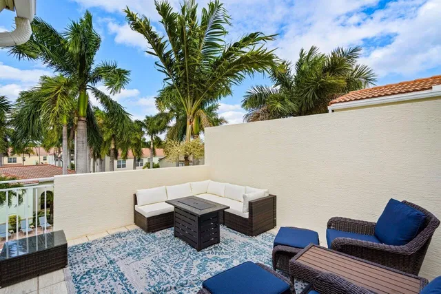  Residence photo 25