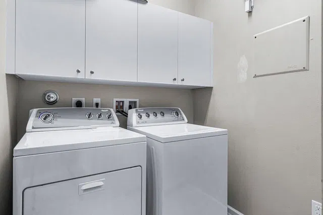  Residence photo 28