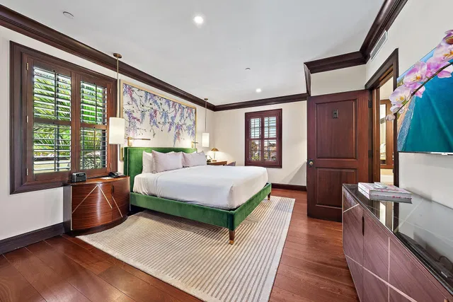 In-Town Palm Beach Unit 305 photo 5