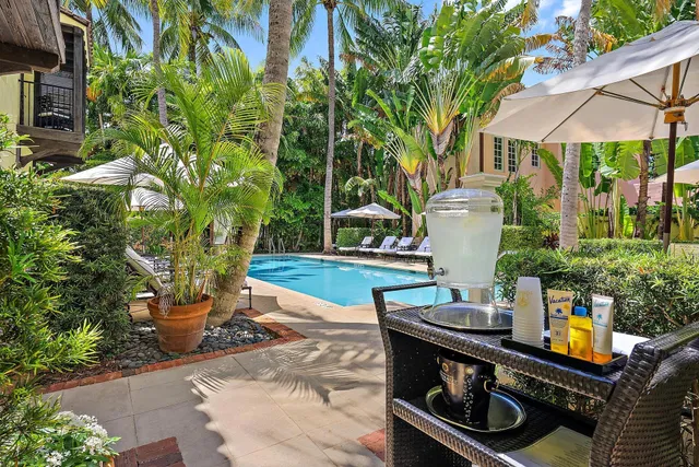 In-Town Palm Beach Unit 305 photo 12
