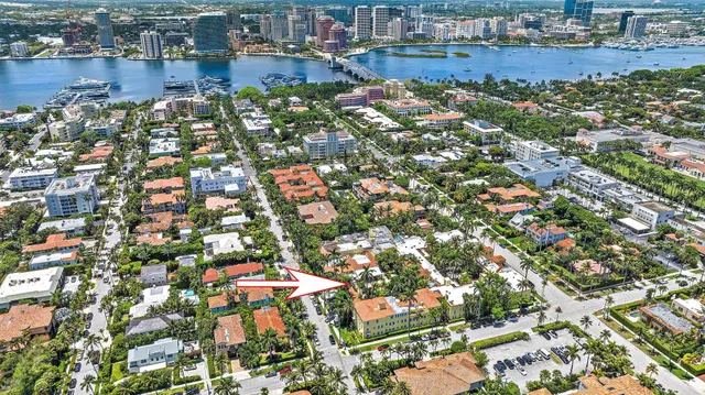 In-Town Palm Beach Unit 305 photo 15