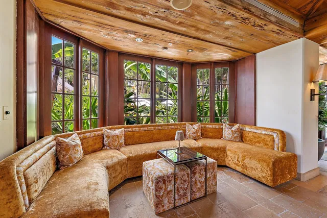In-Town Palm Beach Unit 305 photo 16