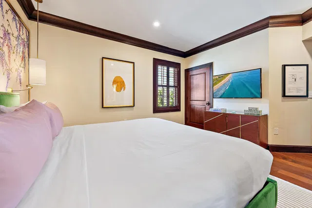 In-Town Palm Beach Unit 301 photo 12