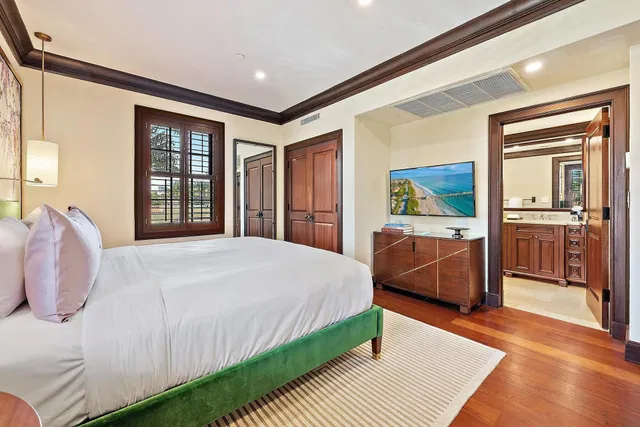 In-Town Palm Beach Unit 301 photo 15